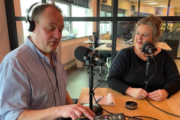Podcasten voor mensen die daar eigenlijk geen tijd voor hebben 17-09-2025